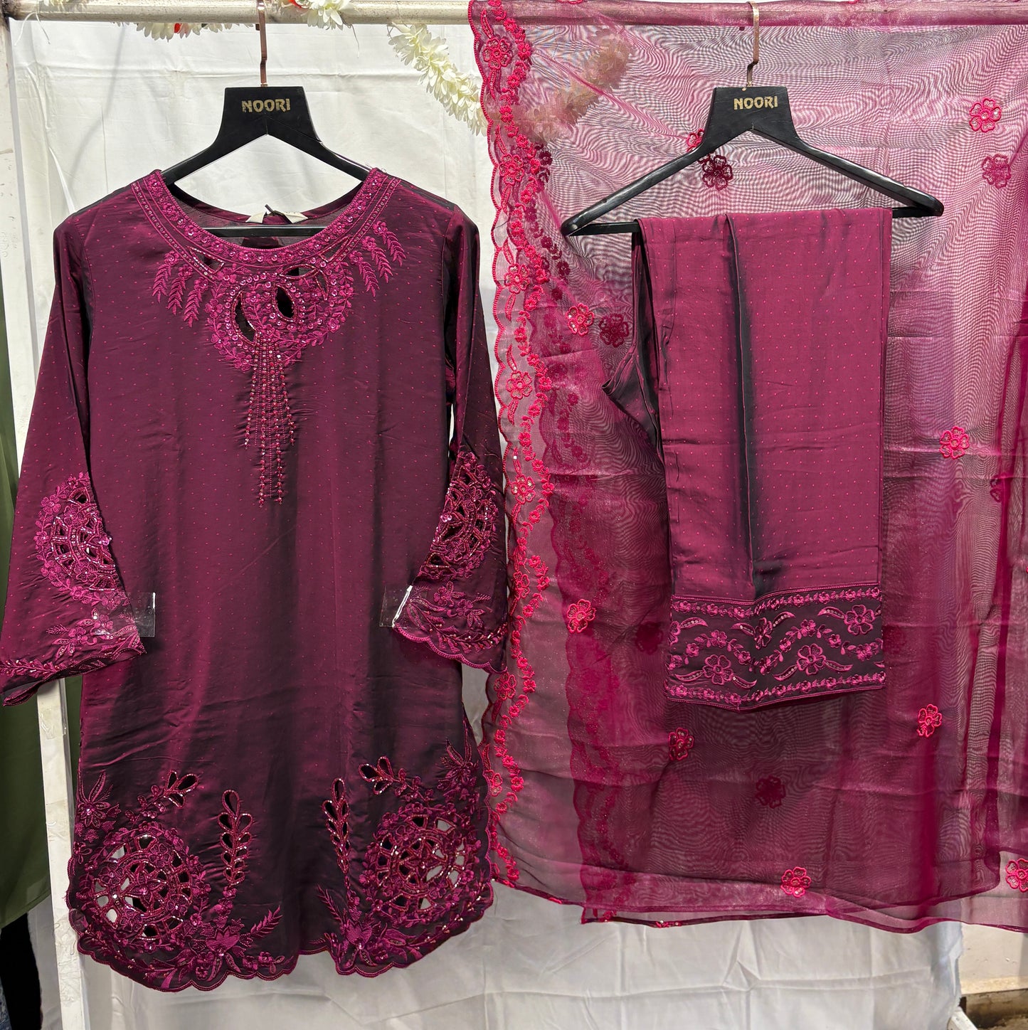 PAKISTANI PINK CUTWORK FARSHI SALWAR SUIT