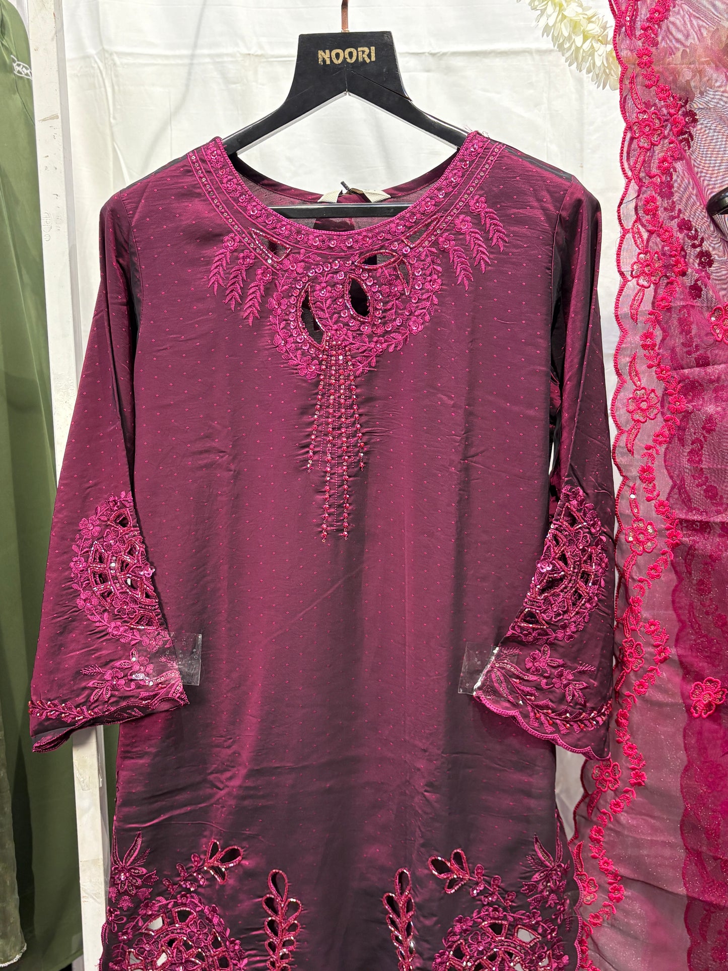 PAKISTANI PINK CUTWORK FARSHI SALWAR SUIT